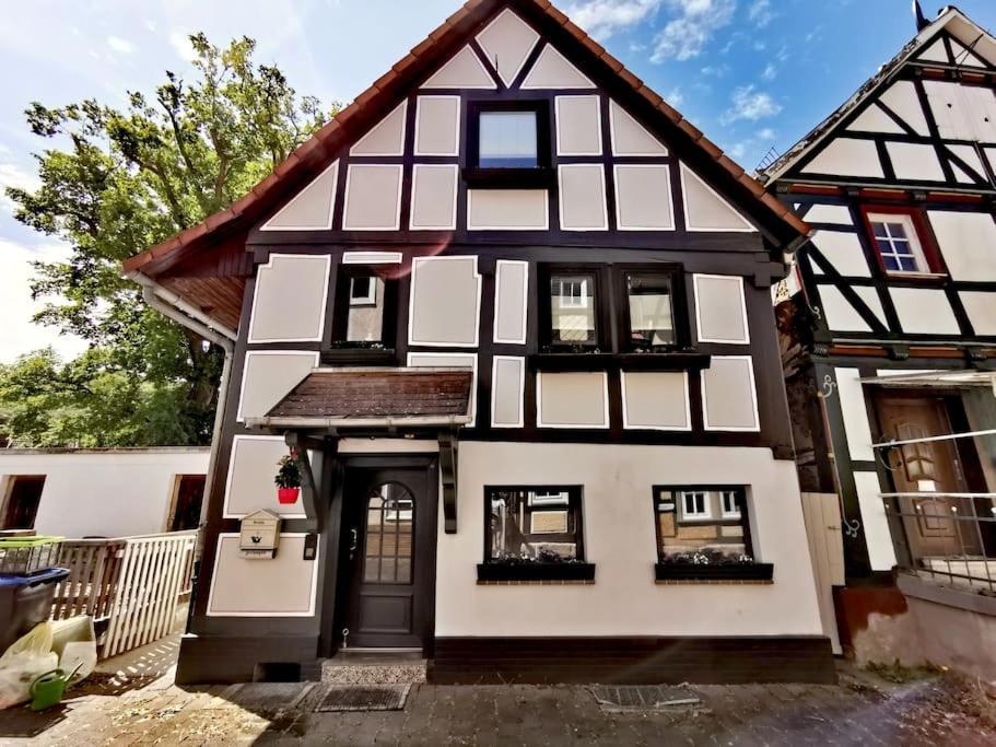 Fachwerkhaus Mitten In Der Altstadt - Ferien In Rotenburg روتنبرغ ان در فل المظهر الخارجي الصورة