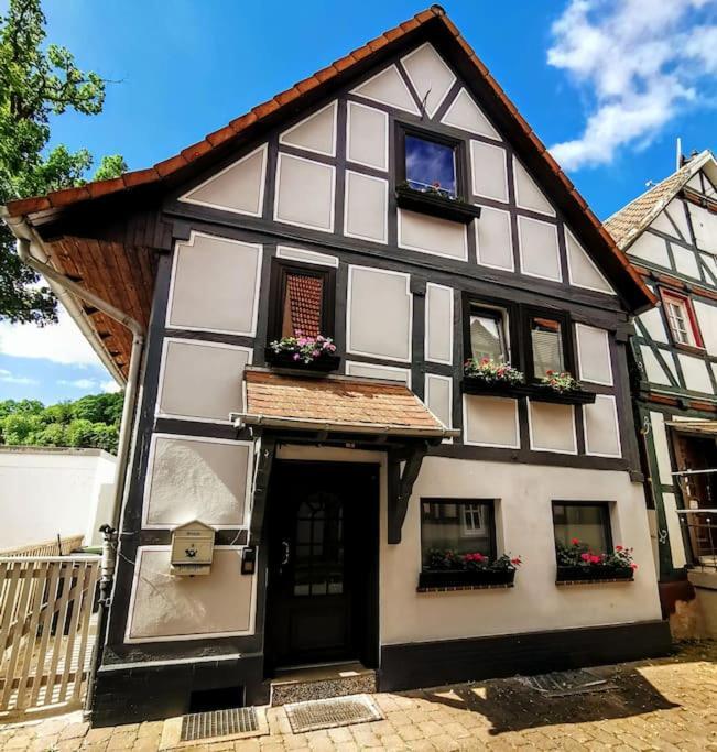 Fachwerkhaus Mitten In Der Altstadt - Ferien In Rotenburg روتنبرغ ان در فل المظهر الخارجي الصورة